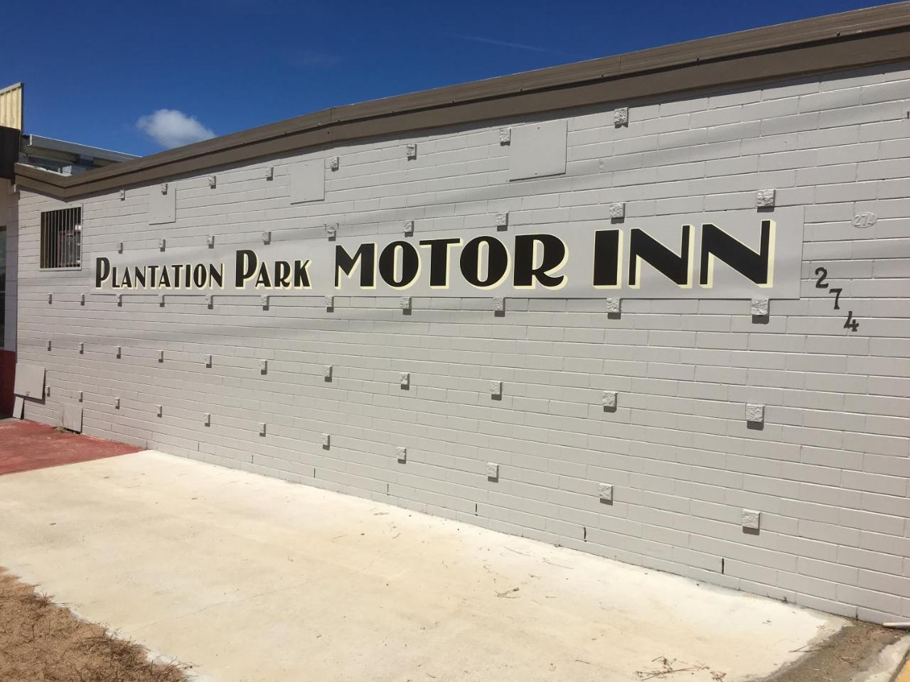 Plantation Park Motor Inn Ayr Buitenkant foto